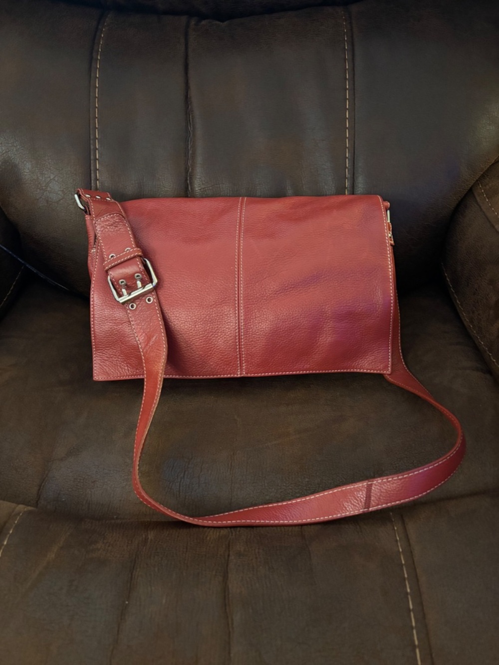 Tignanello Cognac Red Genuine Pebbled Leather Messenger Shoulder Crossbody Bag - Picture 16 of 16